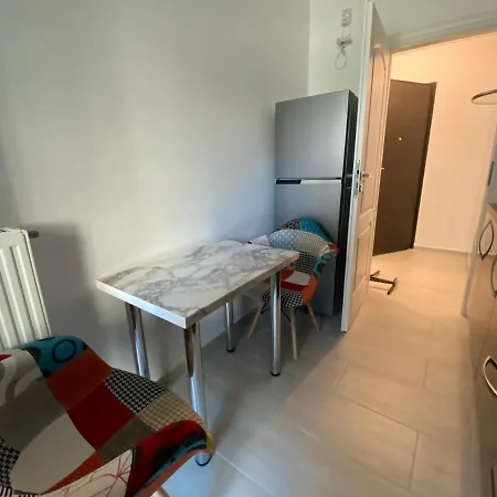 Apartment Studio Galaxy Plaza Sector 6 *